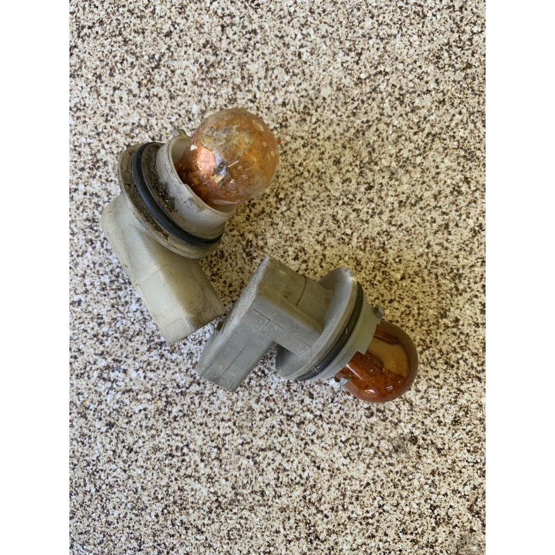 Патрон / цоколь вказівника повороту Volkswagen Polo 99-01