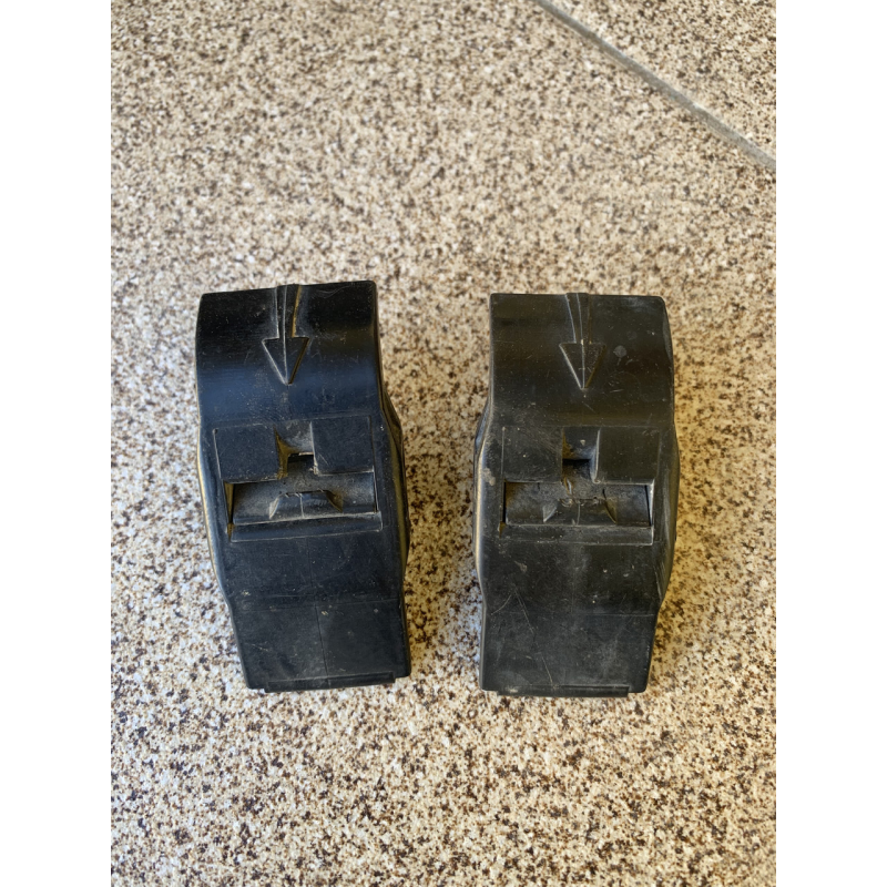 Кліпса / кріплення радіатора верхня BMW 3 E36