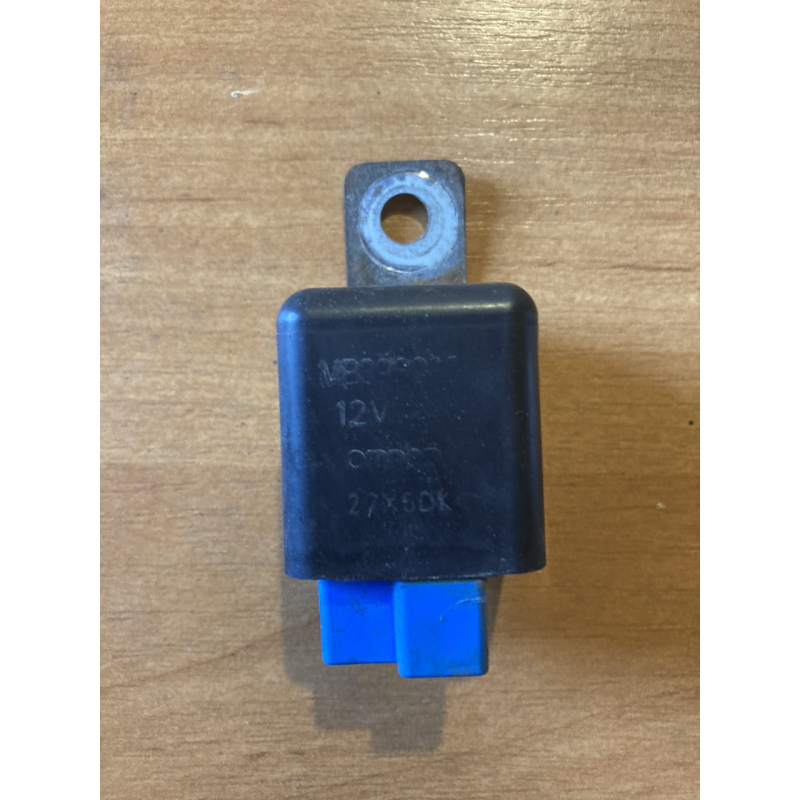 Реле замка запалювання Mitsubishi Pajero Sport MB398020 Реле замка запалювання Mitsubishi Pajero Sport MB398020