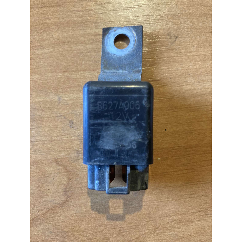 Реле Mitsubishi Pajero Sport 8627A006 Реле Mitsubishi Pajero Sport 8627A006