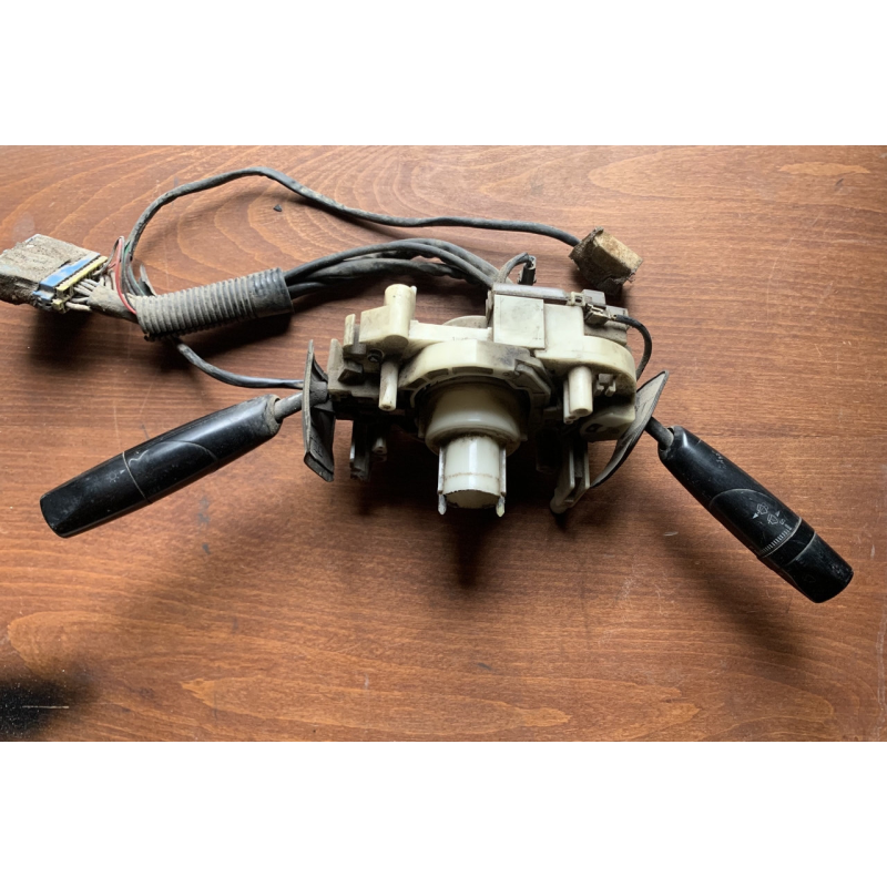 Підрульовий перемикач Mazda Xedos 6 175026