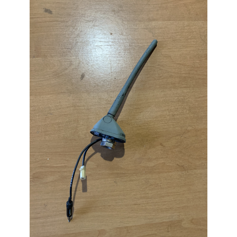 Антена радіо Mitsubishi Pajero Sport 1