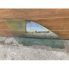 Скло дверей переднє праве Bmw 5 Series E39