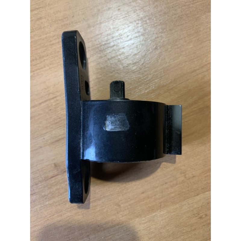 Петля дверей передня права Mercedes C-Class W205 Петля дверей передня права Mercedes C-Class W205