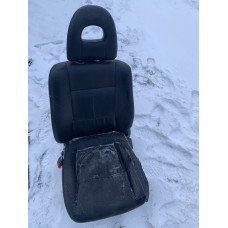Сидіння водія Mitsubishi Pajero Sport 1