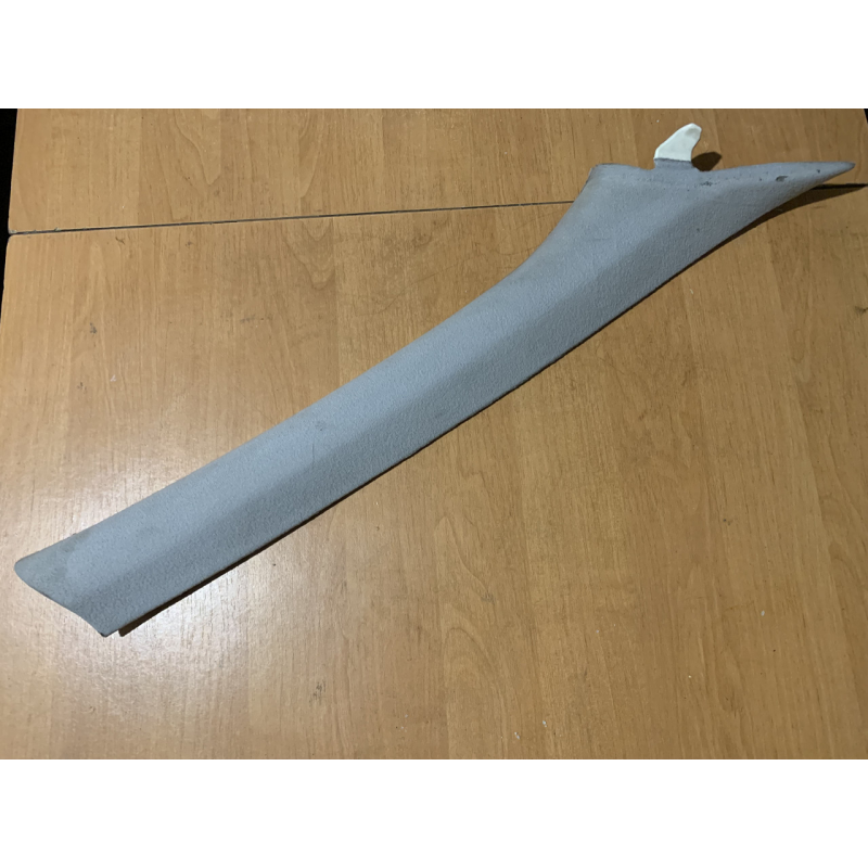 Накладка стійки передньої правої BMW 5 E39