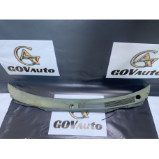 Накладка під двірники (жабо) Mitsubishi Pajero Sport MR221996