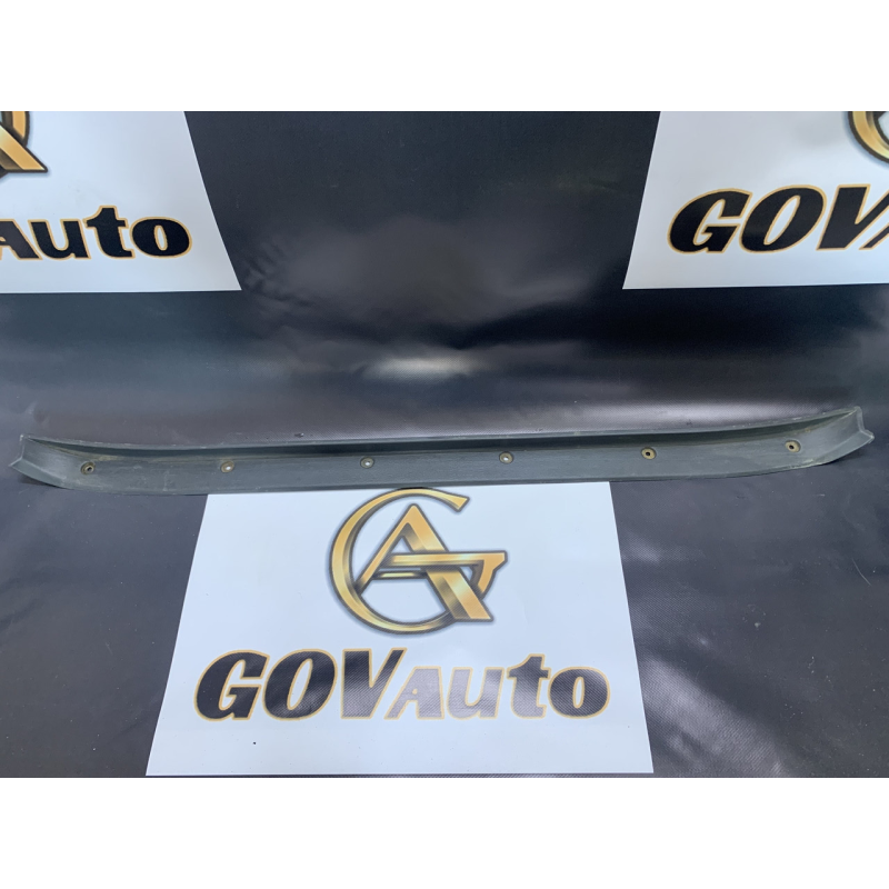 Накладка багажника внутрішня Mitsubishi Pajero Sport MR227564