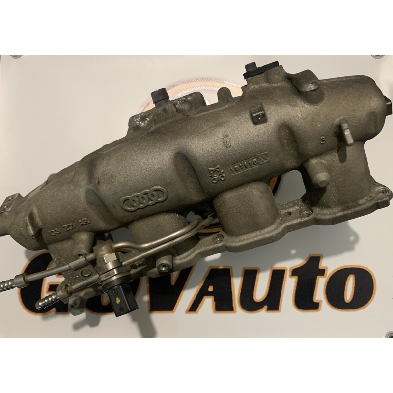 Впускний колектор Audi A4 Q5 2.0 TFSI 06H133681A