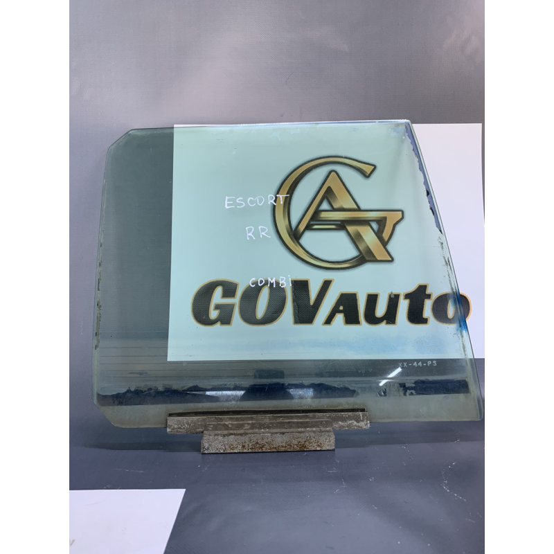 Скло дверей заднє праве Ford Escort  MK4 Combi