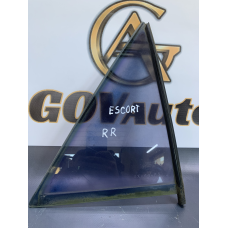 Скло задніх дверей заднє праве (глухе) Ford Escort MK4 Combi