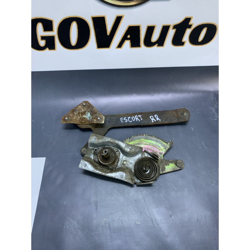 Склопідйомник задній правий Ford Escort MK4