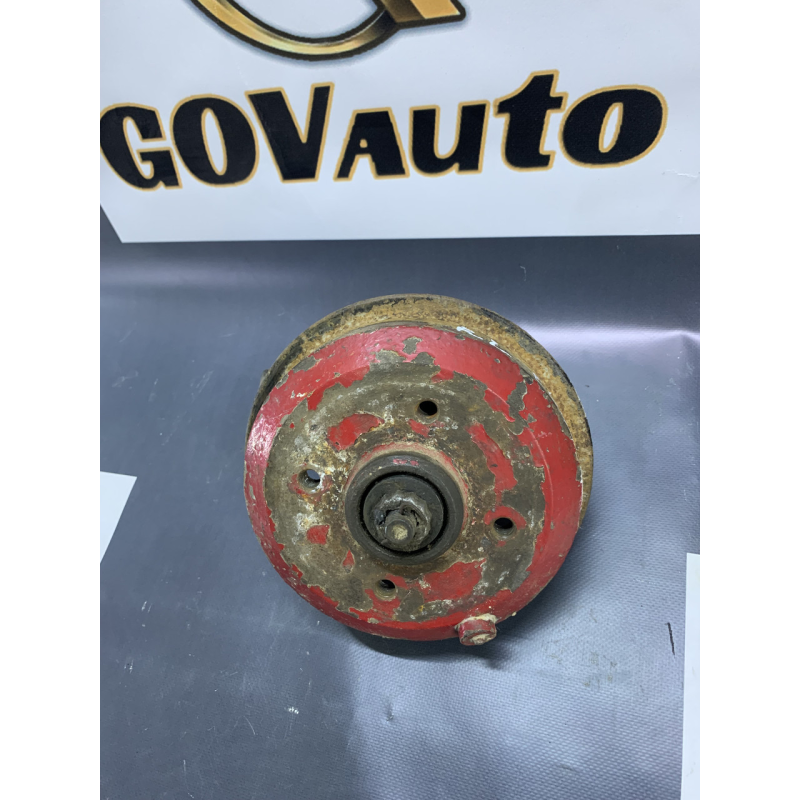 Цапфа з гальмівним барабаном Ford Escort Orion MK4 задня ліва