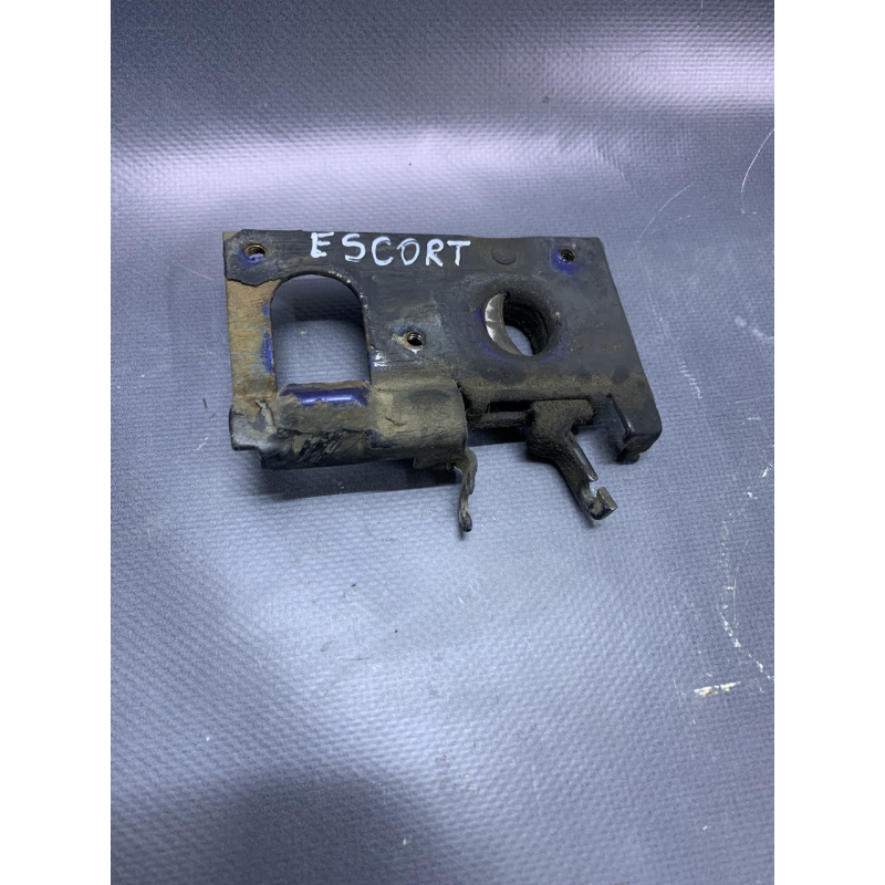 Замок /фіксатор капота Ford Escort MK4