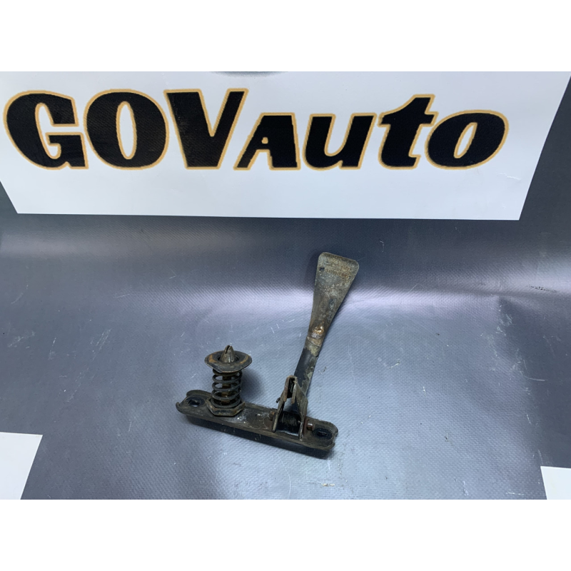 Замок капота Ford Orion Escort MK4