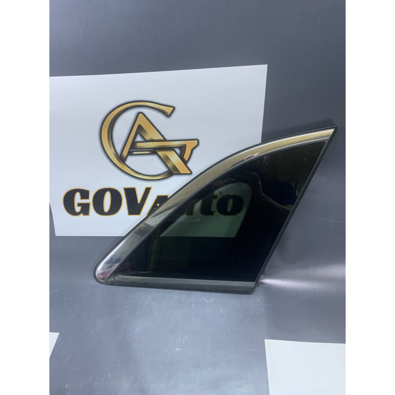 Скло заднє праве (глухе) Kia Niro 16-22 87820-G5000 Скло заднє праве (глухе) Kia Niro 16-22 87820-G5000