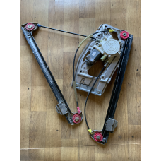 Склопідйомник електро BMW 5 E39 передній правий 8236860