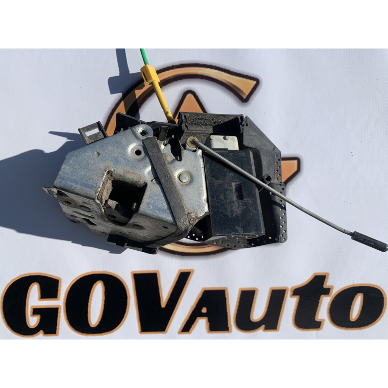 Замок BMW 5 E39 7 E38 передній правий 8235126