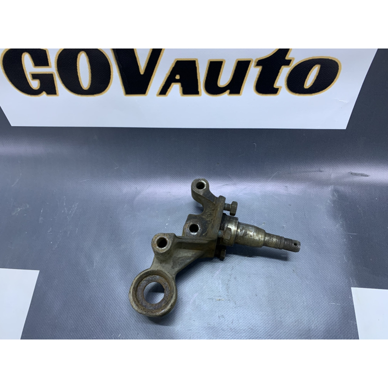 Цапфа задня Ford Escort mk4 Orion