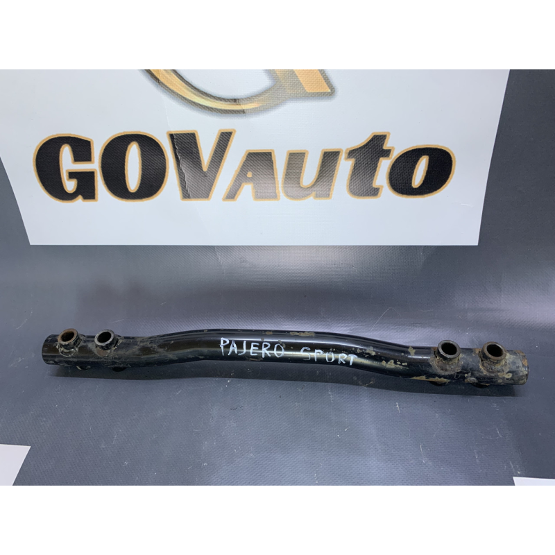 Балка поперечна / розпорка Mitsubishi Pajero Sport 1