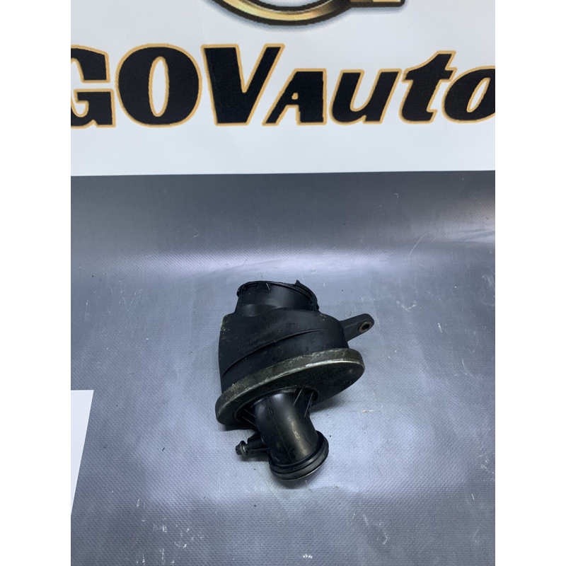 Повітровід / глушитель турбіни Mercedes 2.2 CDi A6110981507 Повітровід / глушитель турбіни Mercedes 2.2 CDi A6110981507