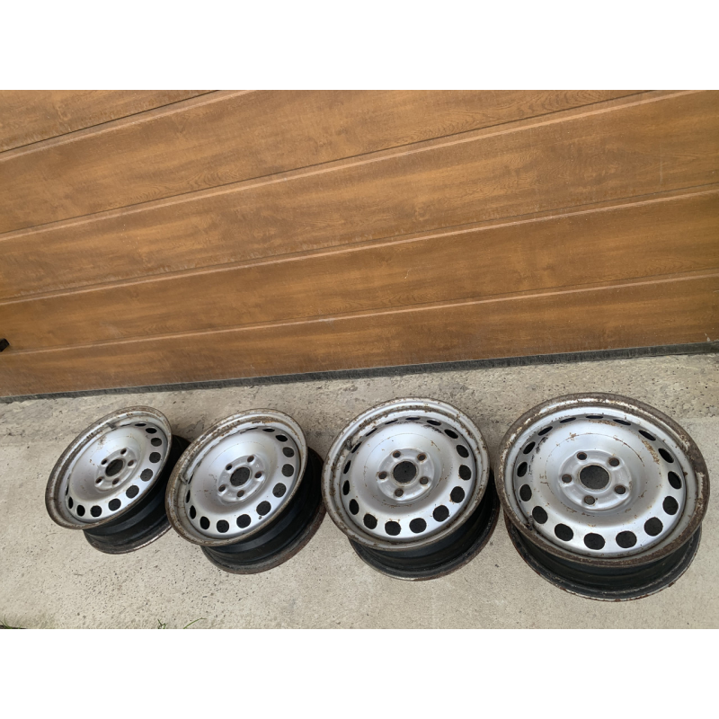 Диски металеві Volkswagen R15 5/112