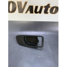 Накладка ручки дверей внутрішня Mazda 6 передня права