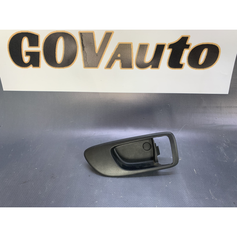 Накладка ручки дверей внутрішня Mazda 6 задня права Накладка ручки дверей внутрішня Mazda 6 задня права