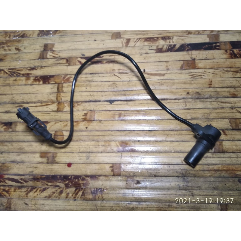 Датчик колінвалу 0281002 Bosch Fiat Stilo 1.9 JTD