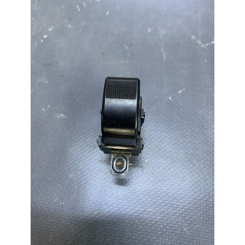 Кнопка склопідйомника Mazda 6 GG задня ліва