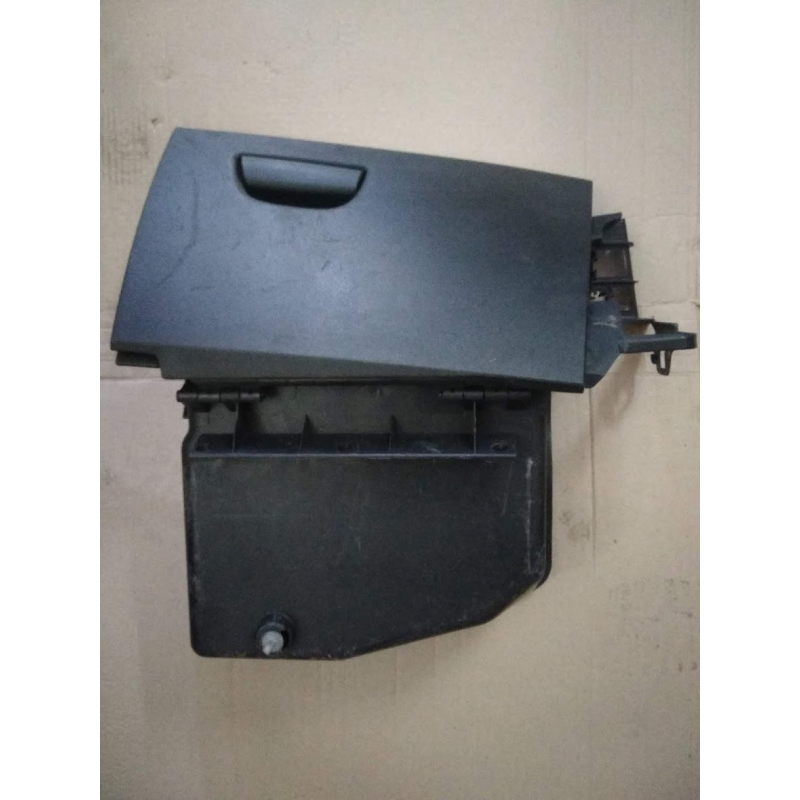 Бардачок Fiat Stilo