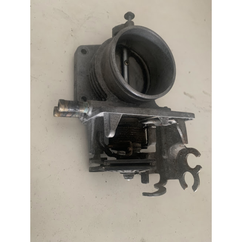 Дросельна заслінка BMW  E39 2.0 2.5 2.8i