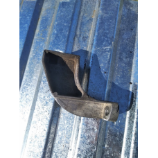 Кронштенй генератора Fiat Stilo / Doblo 1.9 JTD 46780490