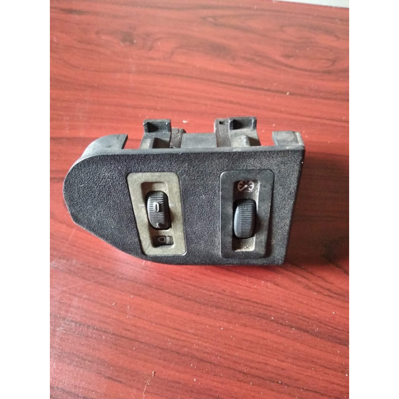 Регулятор підсвітки Bmw 3 Series E36 Регулятор підсвітки Bmw 3 Series E36