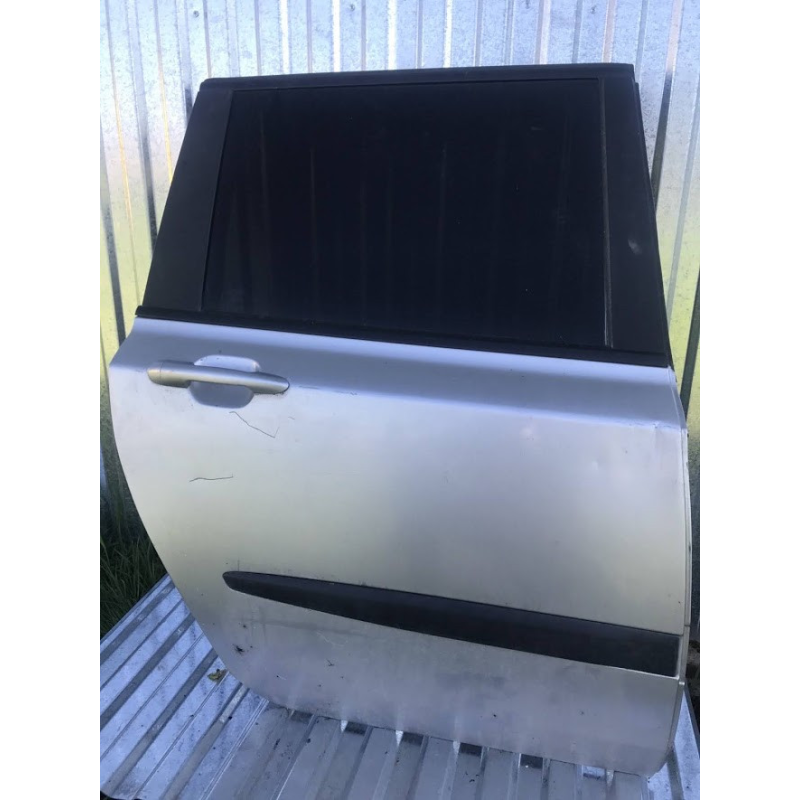 Дверка задня права Fiat Stilo