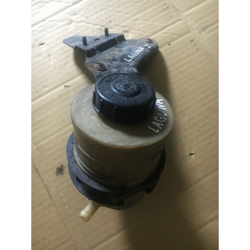 Бачок гідропідсилювача Renault Laguna 1
