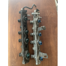 Паливна рампа Renault Laguna 1 2.0i