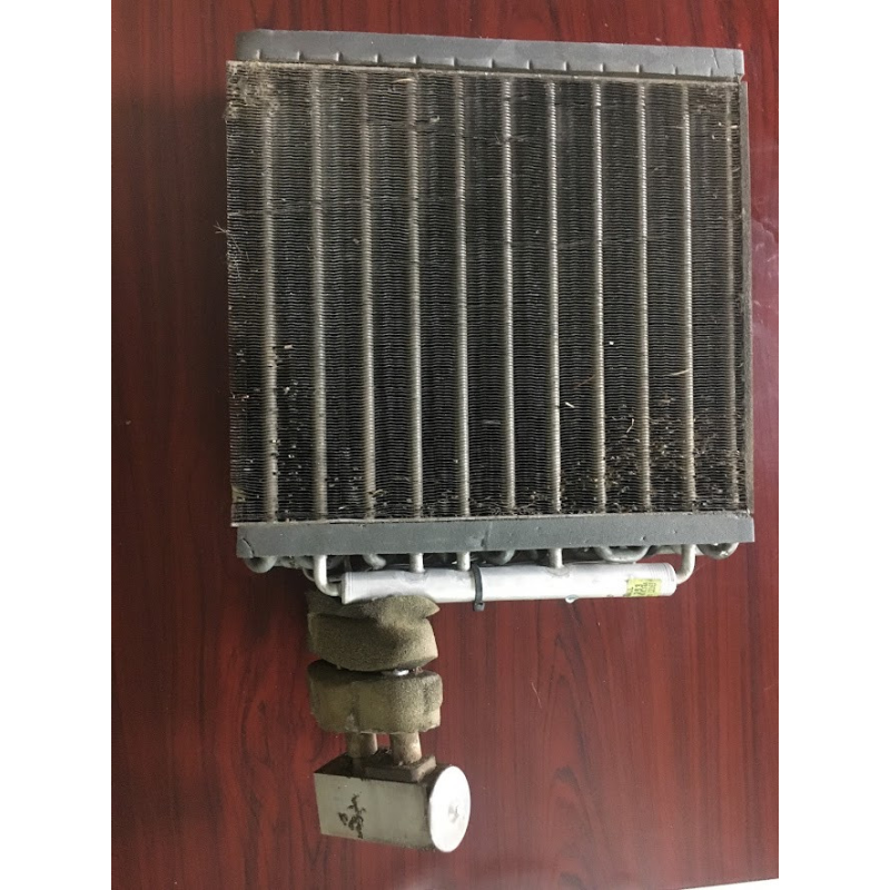 Радіатор кондиціонера (осушувач) Renault Laguna 1 Радіатор кондиціонера (осушувач) Renault Laguna 1