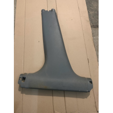 Накладка стойки середньої лівої Renault laguna 7700415399 7700415397