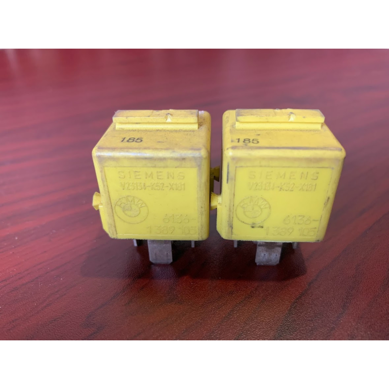 Реле Bmw Siemens 1389105