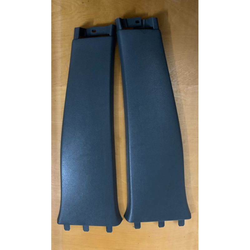 Накладка стойки середньої Renault Scenic 7700835105 7700835106 Накладка стойки середньої Renault Scenic 7700835105 7700835106