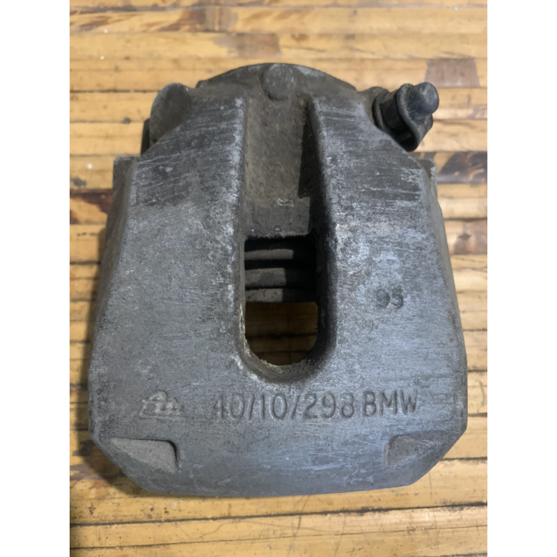 Суппорт задній Бмв Е39 Суппорт задній Бмв Е39