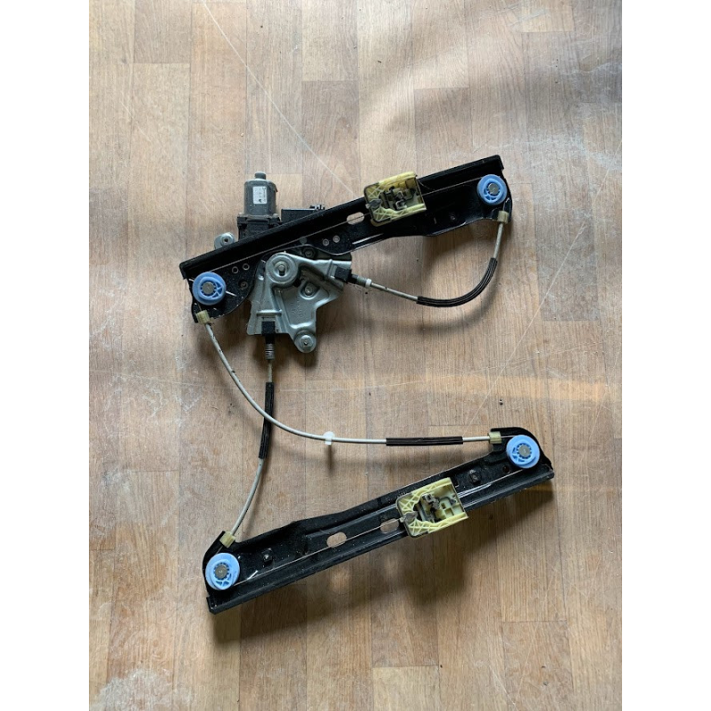 Склопідіймач передній правий Opel Astra J Zafira C Insignia 20951582 965873102 Склопідіймач передній правий Opel Astra J Zafira C Insignia 20951582 965873102