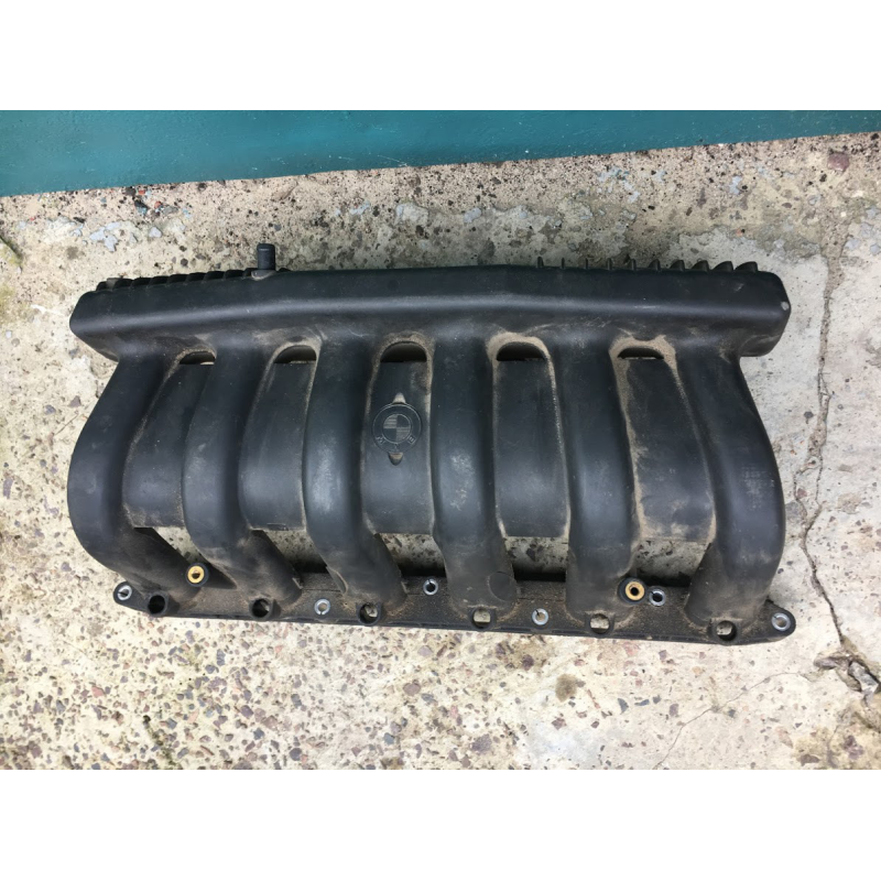 Впускний колектор Бмв Е36 2,0