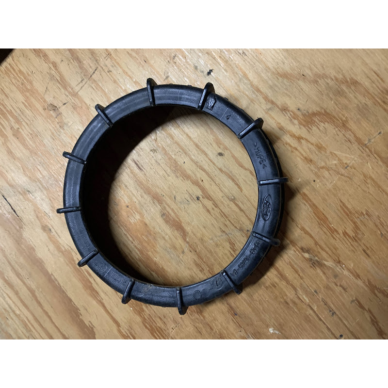 Гайка бензобака Ford Гайка бензобака Ford