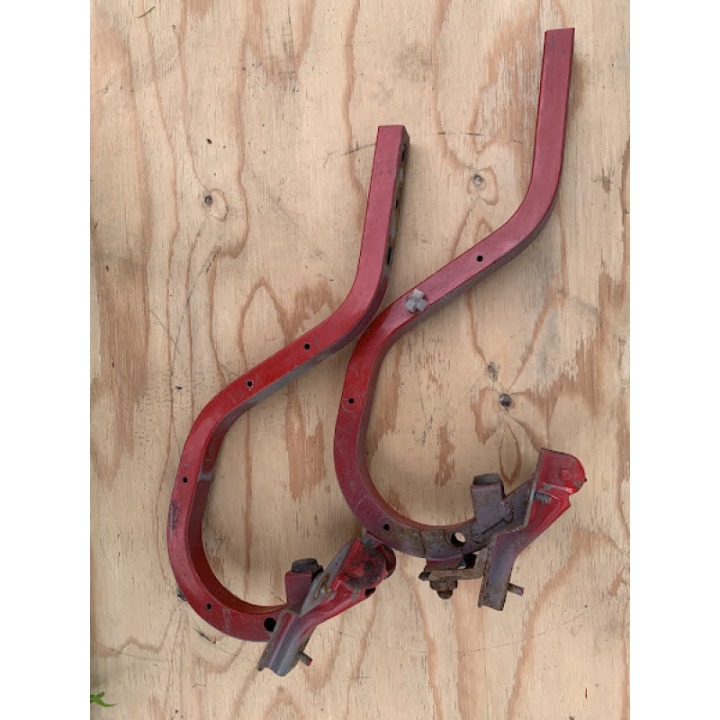 Петлі завіси багажника Mazda 323 BG седан