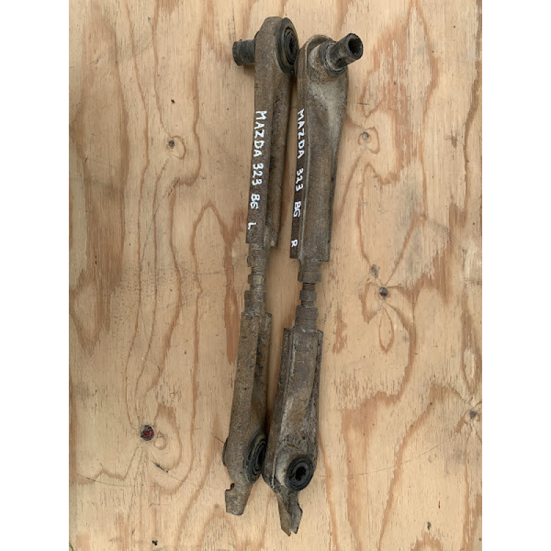 Важіль задній нижній Mazda 323 BG