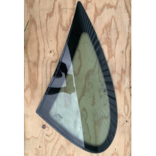 Скло заднє глухе Renault Scenic 1