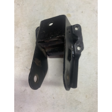 Кронштейн подушки двігуна Mazda 323 BG