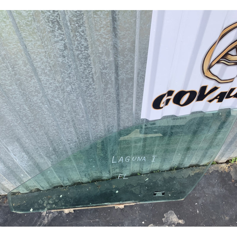 Скло дверей водія Renault Laguna 1